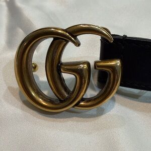 Gucci Black Leather Belt with Gold GG Buckle
